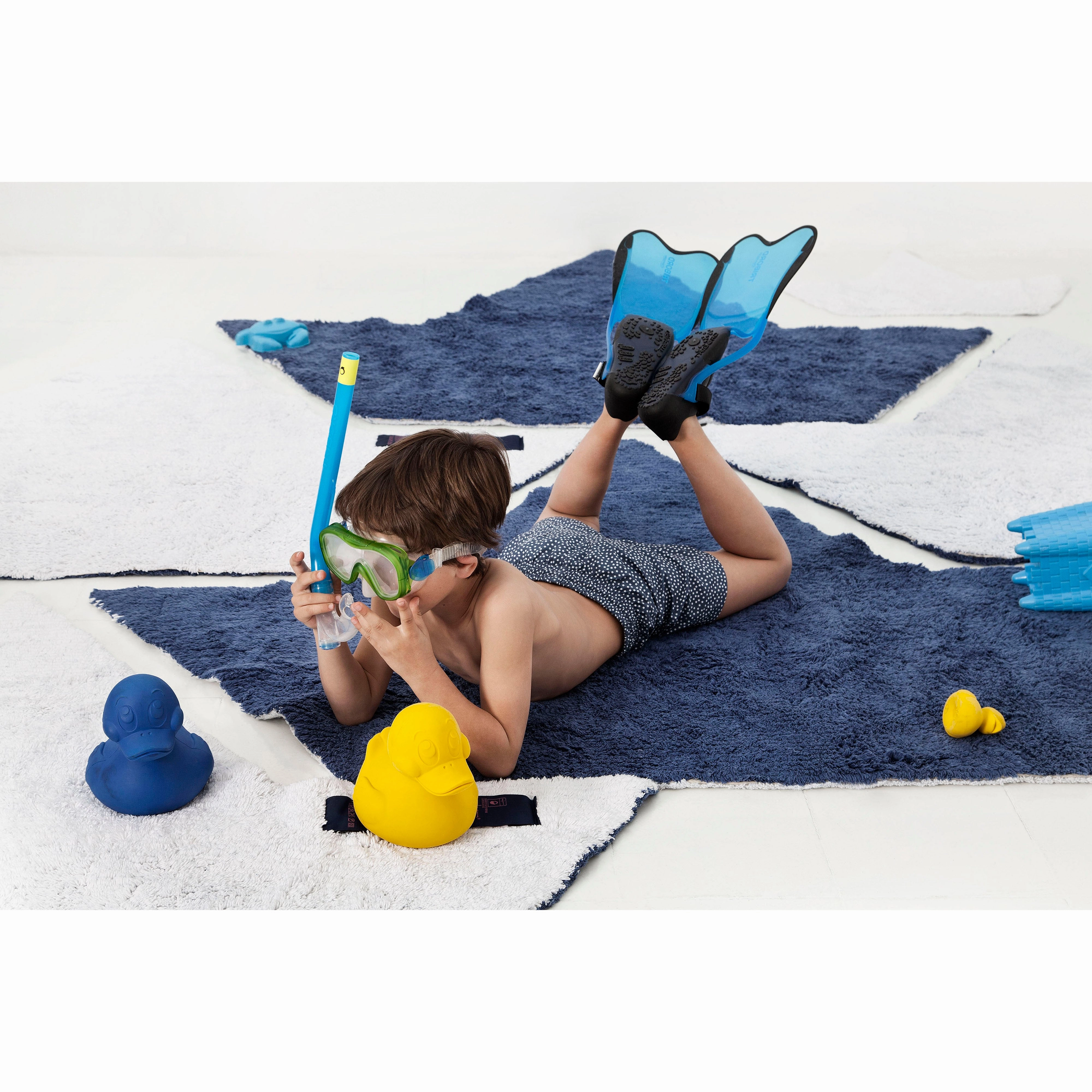 Oli & Carol Extra Large Monochrome Ducks Teether