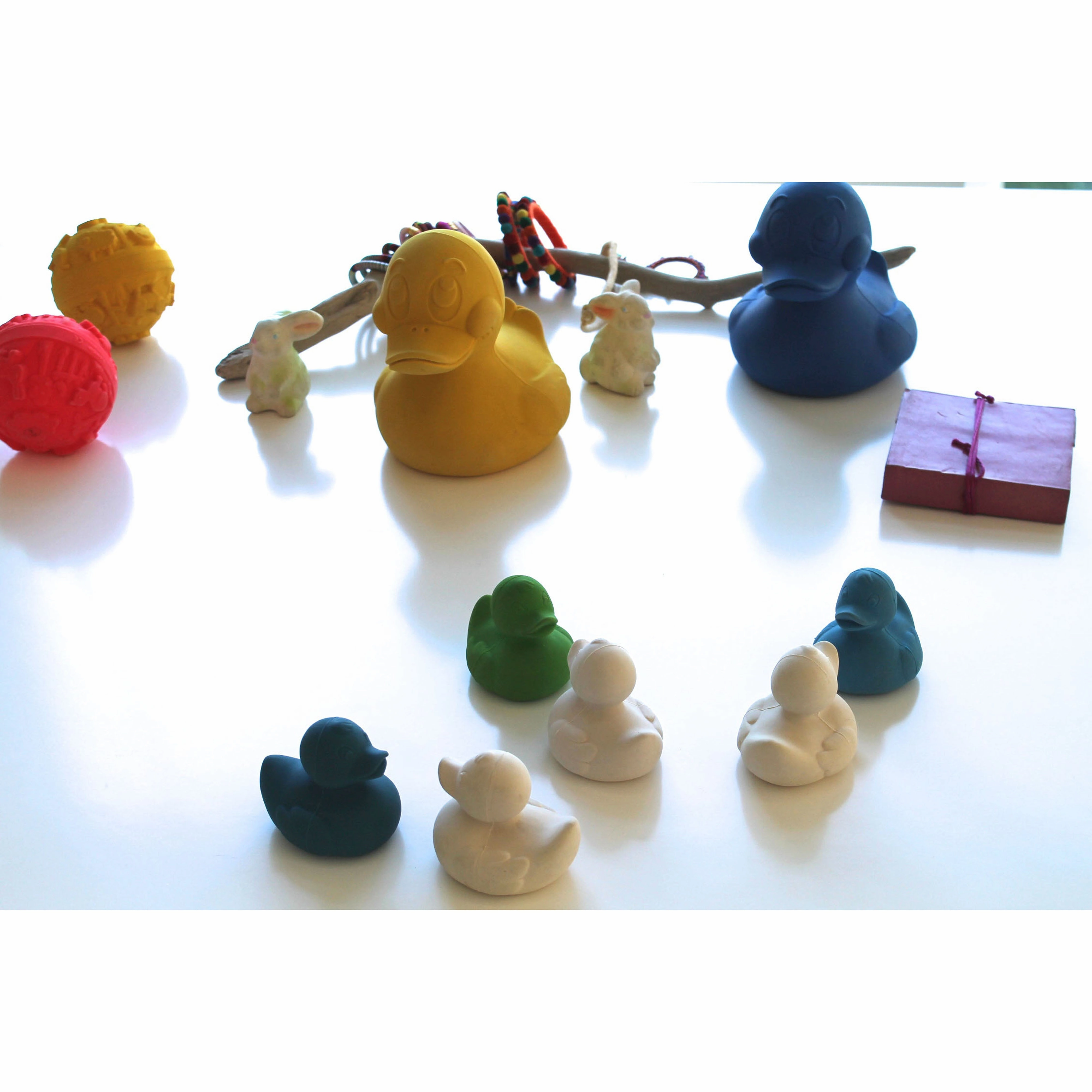 Oli & Carol Extra Large Monochrome Ducks Teether