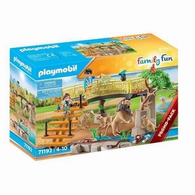 Playmobil Toys FamilyFun - Outdoor Lion Enclosure