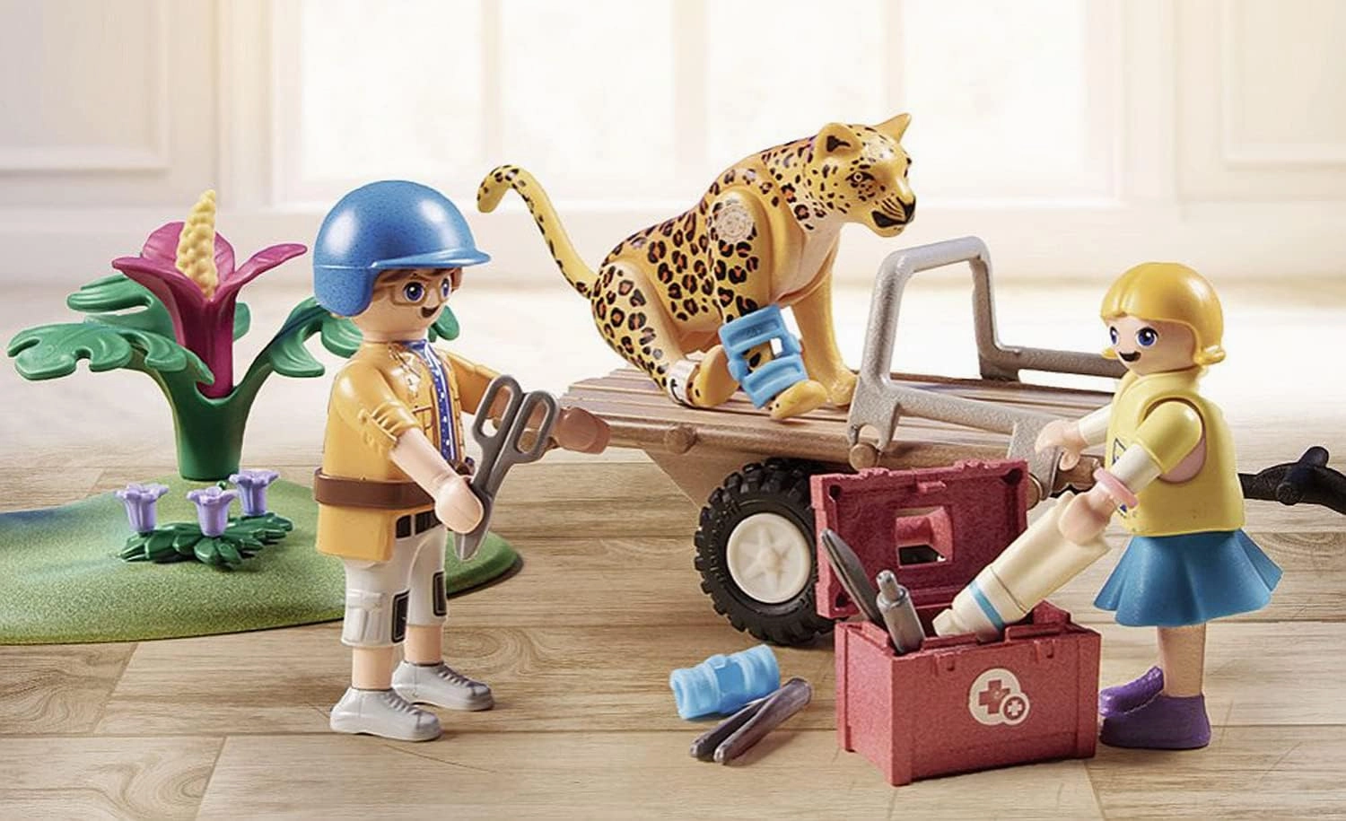 Playmobil Toys PLAYMOBIL Wiltopia 71011 Animal Rescue Quad with Toy Animals, Sustainable Toy for Kids