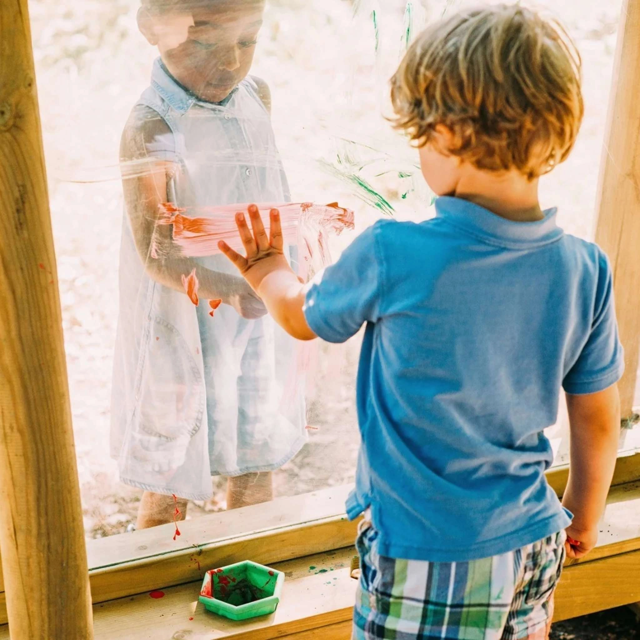 Plum Play Discovery Create & Paint Easel