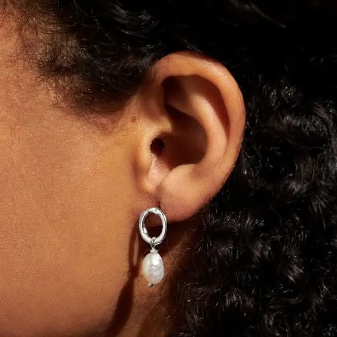 Boucles d'oreilles Solaria en perles baroques argentées 7168 - Joma Jewellery