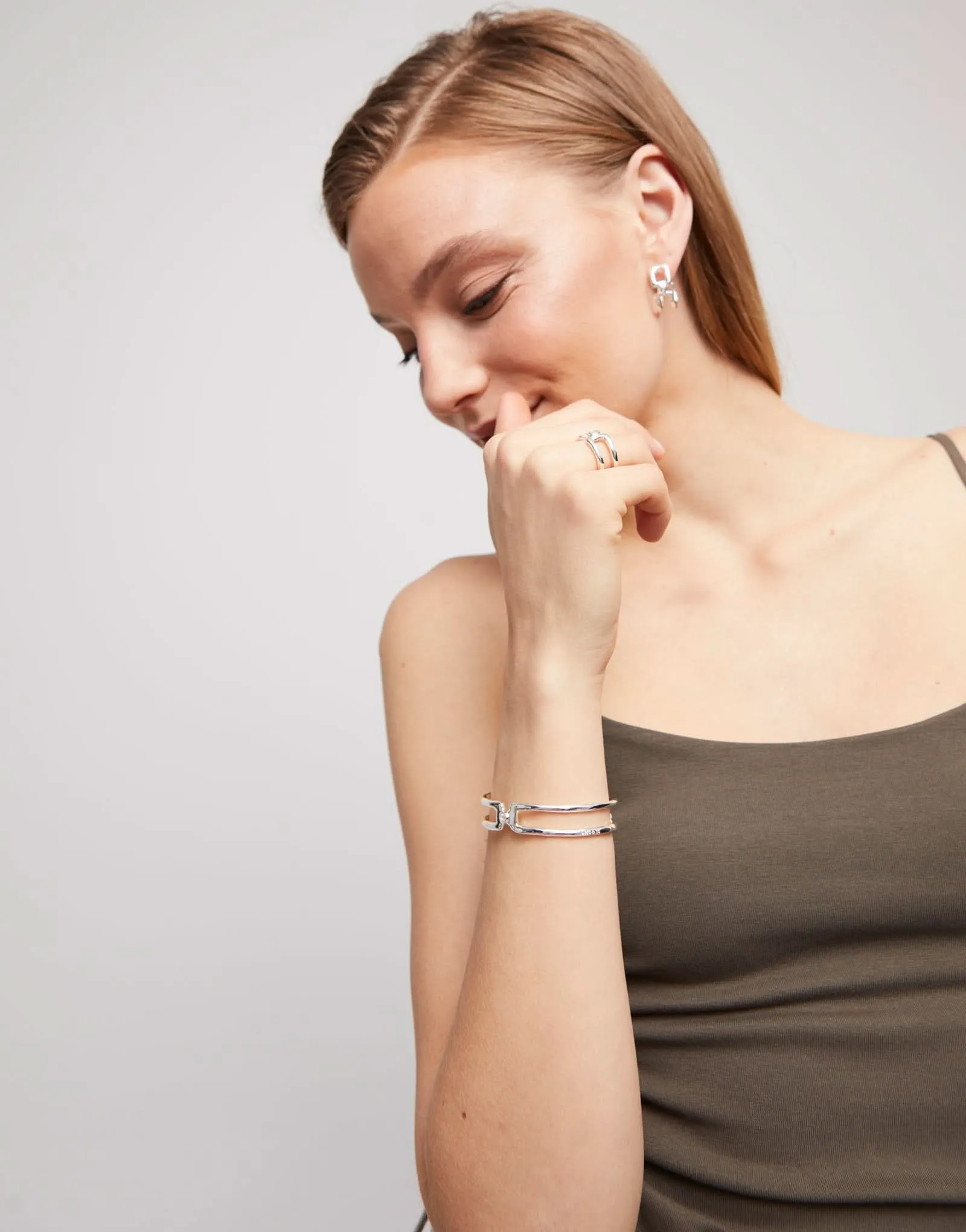 Bracelet Bangle Blanc Indomptable en Argent Sterling plaqué PUL2446BLNMTL0 Unode50 Bijoux et Accessoires