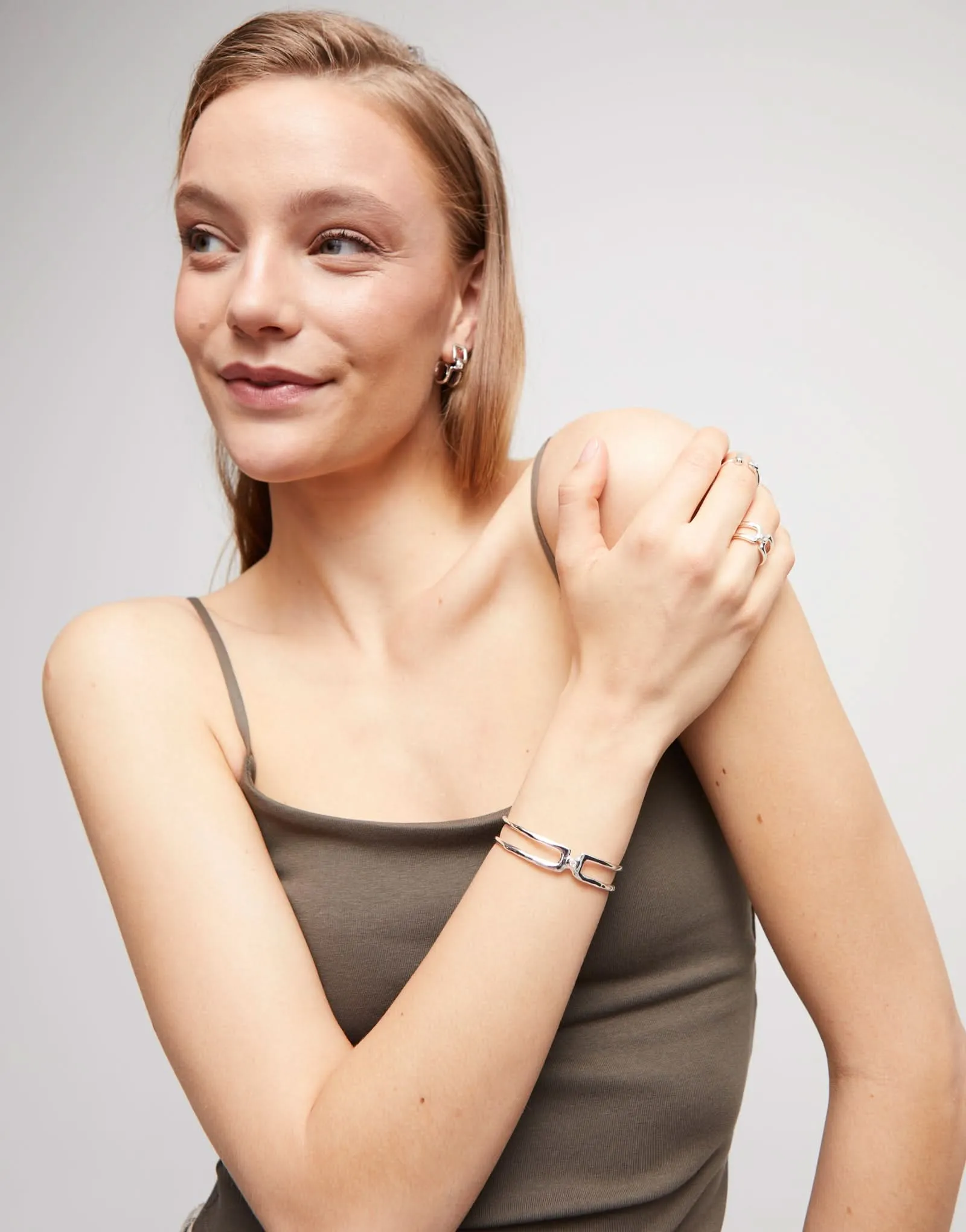 Bracelet Bangle Blanc Indomptable en Argent Sterling plaqué PUL2446BLNMTL0 Unode50 Bijoux et Accessoires